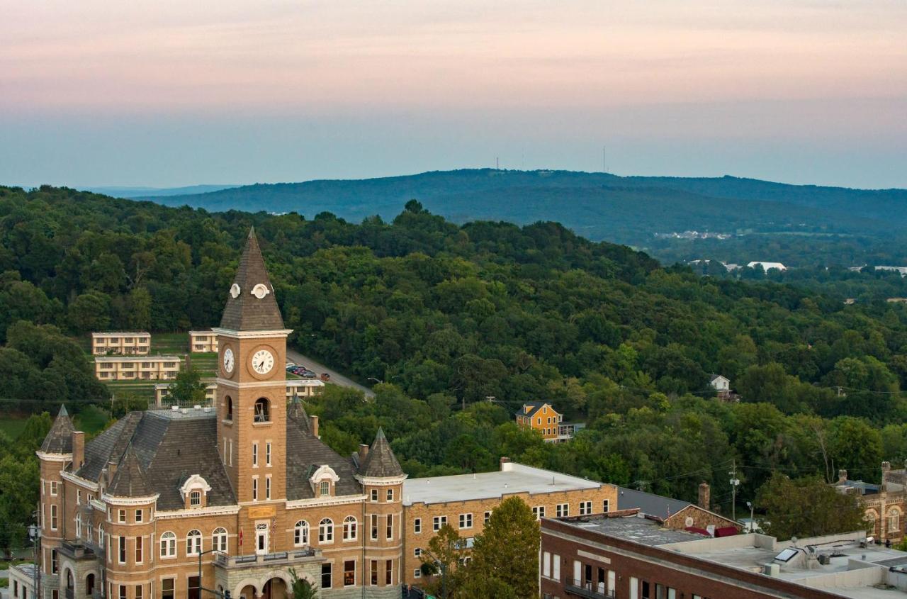 Graduate By Hilton Fayetteville, Ar 4* Fayetteville